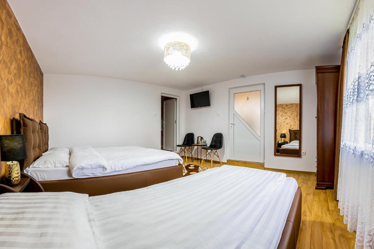 Pensiunea Valea Magurii Novaci-Străini Exterior foto